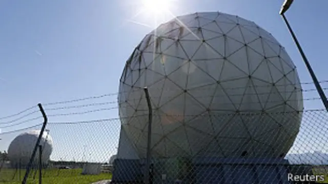 جرمنی کے میڈیا کے مطابق گرفتار کیا جانے والا شخص بی این ڈی کا اہلکار تھا