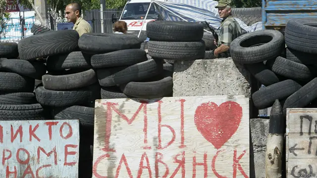 Блокпост сепаратистов в Славянске