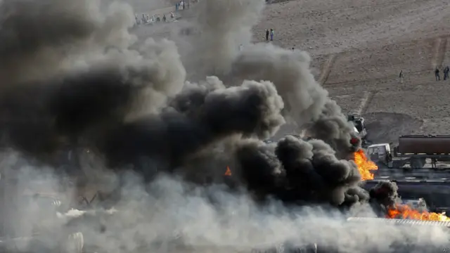 مقام‌های پلیس کابل تعداد تانکرهای آتش گرفته را ۲۰۰ عراده اعلام کرده‌اند.