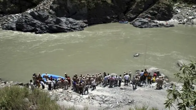 بجلی کی کمپنیاں کم از کم انسانی جانیں تو بچا سکتی ہیں: بیالوجی کے ماہر