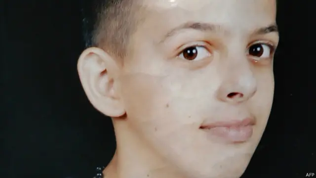 خضیر کے گھر والوں کا کہنا ہے کہ خضیر کا قتل تین اسرائیلی نوجوانوں کے قتل کا بدلہ تھا