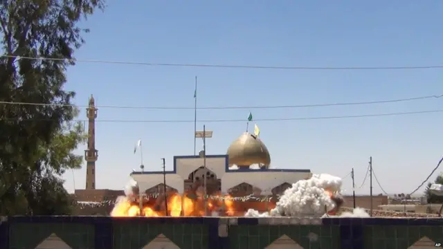 Mintidiinta ayaa burburiyay mowlaca Sacad Bin Aqeel Xuseeniya ee ku yaal Tal Afir 50 kilo meter galbeedka Mosul.