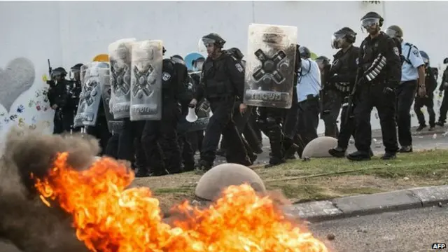 ان تمام ہلاکتوں کے بعد اسرائیلیوں اور فلسطینیوں کے درمیان کشیدگی میں اضافہ ہوا تھا