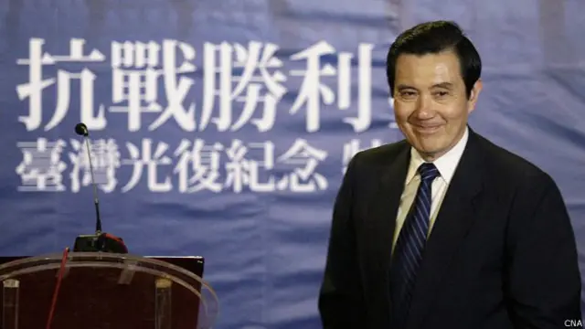 馬英九在台北中山堂出席「抗戰勝利暨台灣光復紀念特展」開幕（台灣中央社圖片7/7/2014）