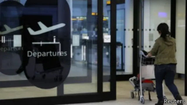 应美国要求，希思罗机场采取了新的安全措施。