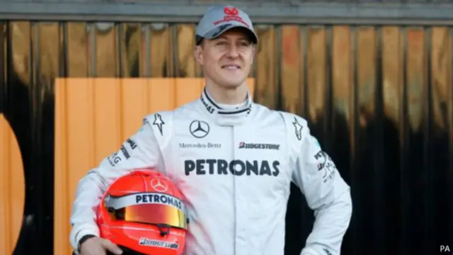 كان شوماخر قد أصيب بجروح حادة في الرأس خلال حادث تزلج على الجليد في ديسمبر/كانون الأول الماضي