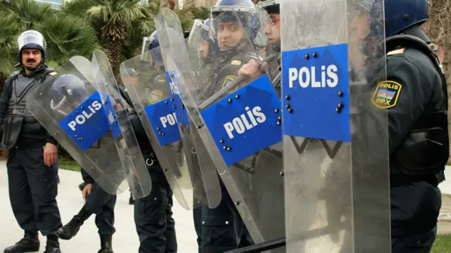 Hesabata görə, Azərbaycan media azadlığına görə, 199 ölkə içərisində 189-cu yerdədir.