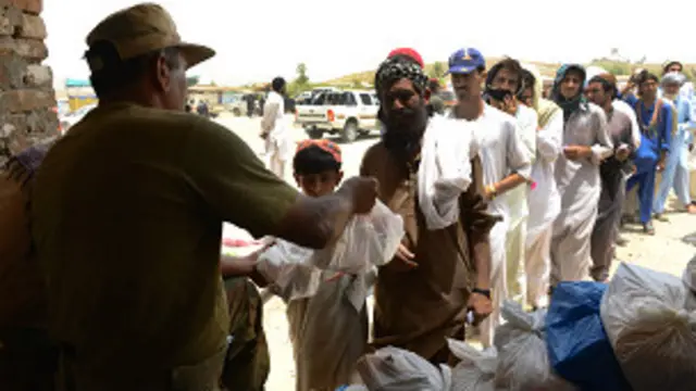 اس آپریشن کی وجہ سے اب تک تقریباً سات لاکھ افراد کو نقل مکانی کرنا پڑی ہے