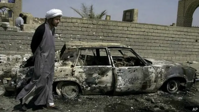 Jeque Qais al Jalazi, foto de mayo de 2004