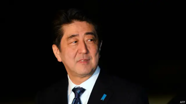 Thủ tướng Shinzo Abe tỏ ra ủng hộ quyết định tăng ngân sách quốc phòng