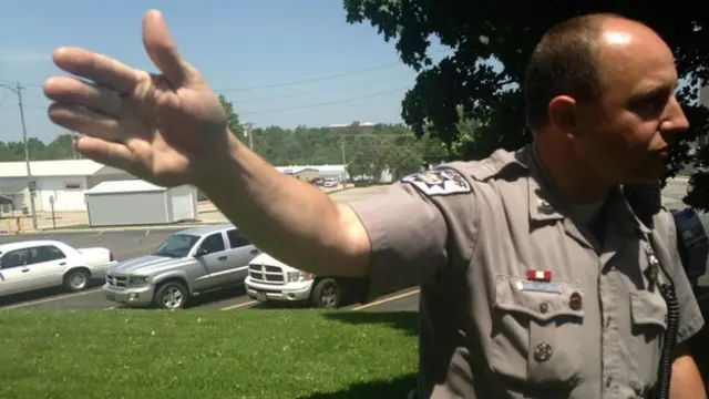 警长说,米勒经常发表种族歧视言论,但看上去并没有暴力倾向