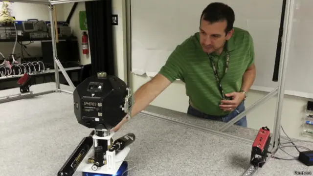 Роботы Spheres