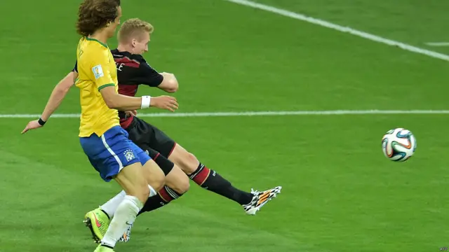 Schürrle. 7-0. A los 79'.