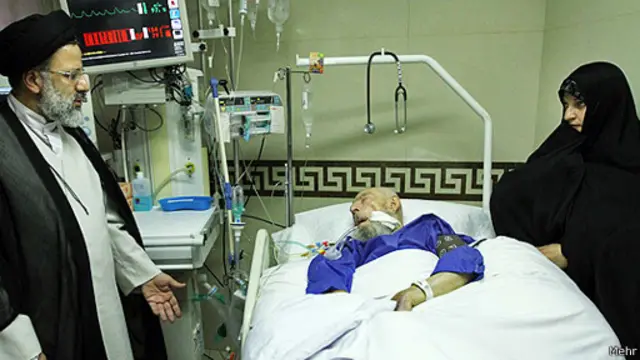 محمدی گیلانی پس از یک دوره بیماری در بیمارستان درگذشت