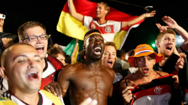 جرمنی نے میچ کے پہلے ہاف کے 29 ویں منٹ تک پانچ گول کیے جو ورلڈ کپ میں کسی بھی ٹیم کی جانب سے کیے جانے والے سب سے زیادہ گول ہیں