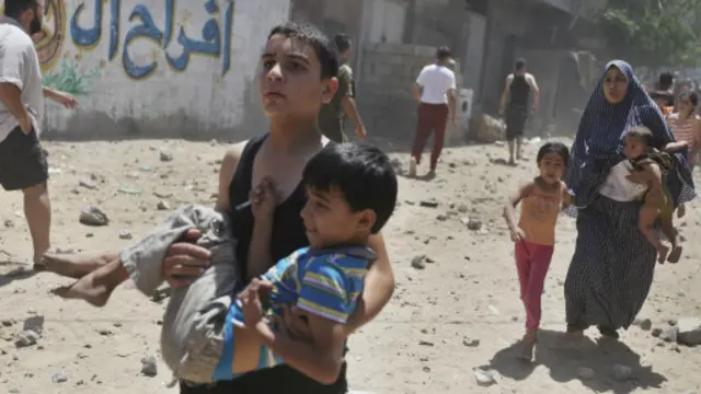 以色列空袭造成许多平民伤亡，其中有许多妇女和儿童