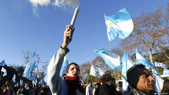 Protesta en Argentina contra los "fondos buitre"