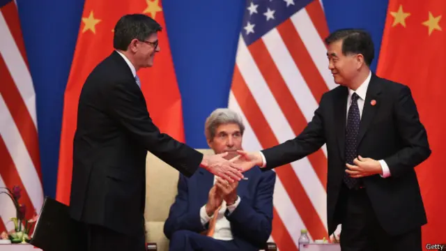 若双方继续坚持己见,至少在奥巴马卸任前,两国关系不会有本质上的改善。这将为两国都带来不必要的麻烦,也让亚洲其他国家更感不安。