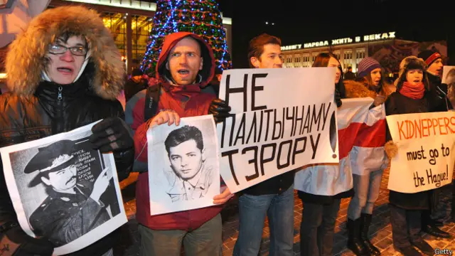 Пикет с требованием прояснить судьбу исчезнувших, Минск, 16 декабря 2009 года