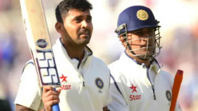 धोनी, मुरली विजय