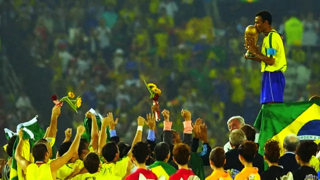 وقت آگیا ہے کہ برازیل اب اپنے کھیل کی تاریخی شناخت کو ایک نئے بین الاقوامی زاویے میں ڈھالے