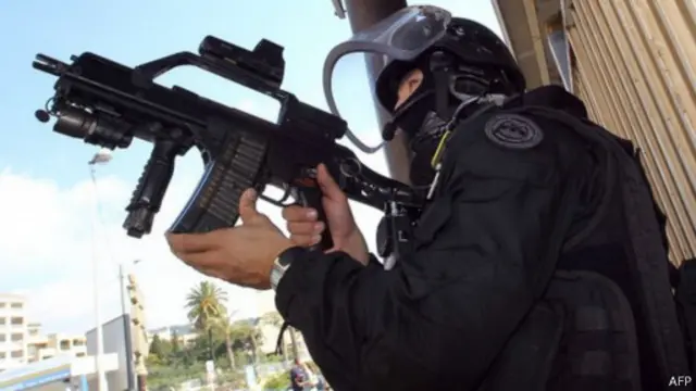 法國政府計劃推出一個6個月的旅行禁令法案，旨在防止國民前往敘利亞和伊拉克參戰。