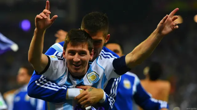 लियोनेल मेसी 