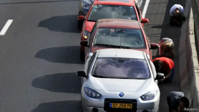 اسرائیلي چلوونکي له غزې پر تل ابیب د توغندلو له وېرې ګوښه شوي