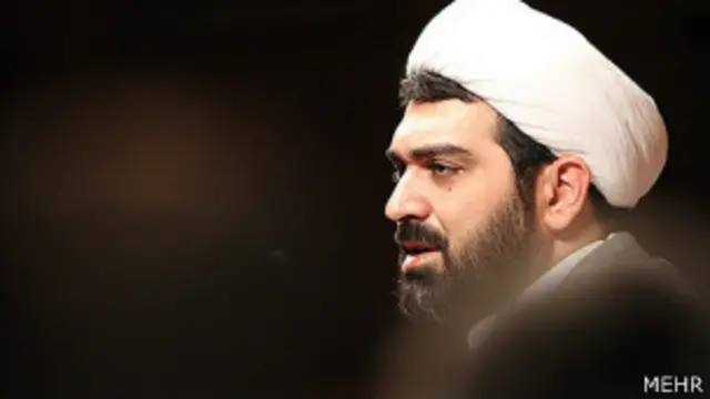 شهاب مرادی گفته بود:‌ آموزش و ترویج موسیقی جزو اهداف ما نیست، مخصوصاً اینکه یک سری آموزشگاه موسیقی در کشور وجود دارد که در حال کار کردن هستند