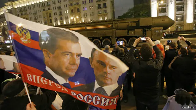 военная техника на улице в Москве