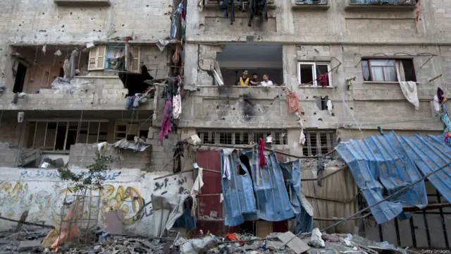 Dampak pengeboman di Gaza