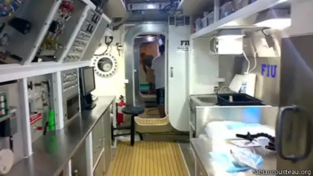 Laboratorio Aquarius por dentro