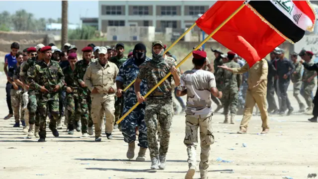 متطوعون شيعة في كربلاء بالعراق