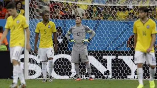Mười bàn thua trong hai trận cuối cùng ở World Cup thật khó chấp nhận với các fans của Brazil.