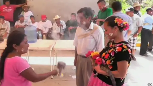 मेक्सिको में मगरमच्छ की शादी