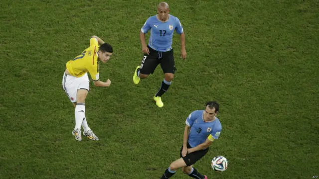 در این جام جهانی ستاره‌های جدیدی خودشان را مطرح کردند و چندین گل زیبا زده شد، گل هامز رودریگز بازیکن کلمبیا یکی از زیباترین گل‌های جام بود