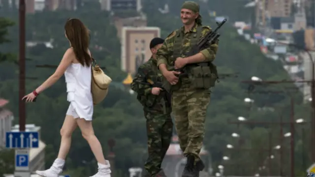 Сепаратист в Донецке