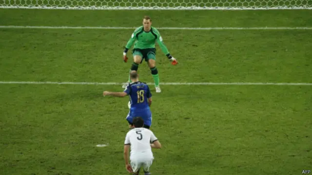 Palacio la dejó escapar en el minuto 97.