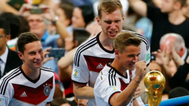 Tuyển Đức có lối chơi đồng đội, mạnh mẽ, chắc chắn và có nền tảng thể lực tốt.