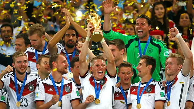 World Cup đã khép lại nhưng chất lượng của bình luận viên trong nước vẫn là điều đang được nhắc đến