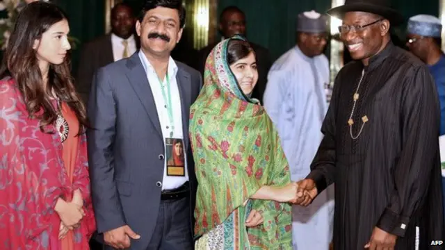 Malala Yousafzai meminta presiden Nigeria untuk bertemu keluarga korban penculikan
