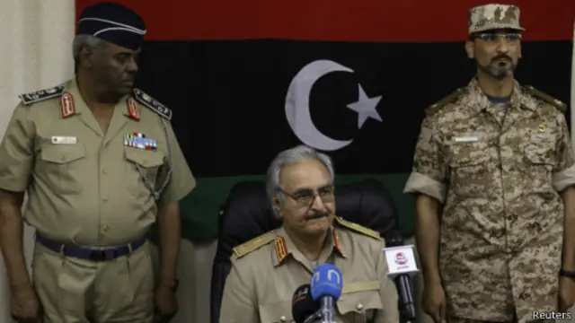 ژنرال حفتر هدف خود را مقابله با اسلامگرایان اعلام کرده است