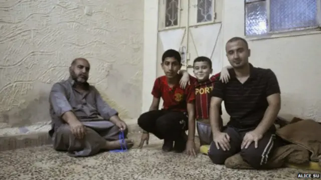 عائلة ندا من بين آلاف العراقيين اللذين يواجهون مستقبلا غامضا في العراق