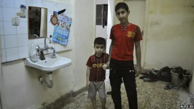 اضطر أطفال ندا للهروب معها بعدما أصبحت مستهدفة بسبب عملها مع الأمريكيين