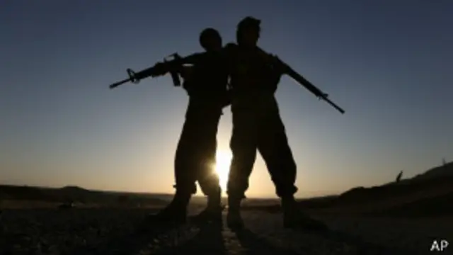 Солдаты афганской армии