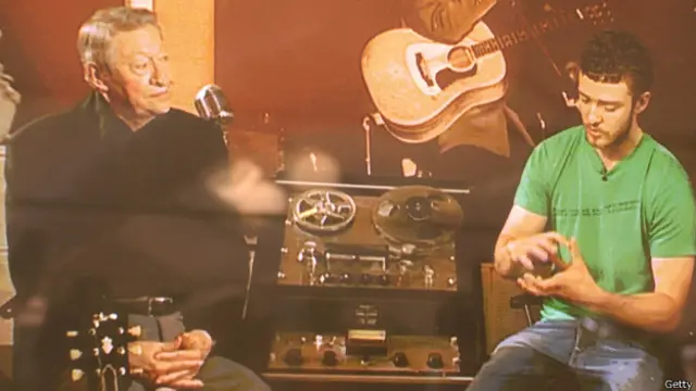 В студии Sun Studios - Скотти Мур и Джастин Тимберлейк