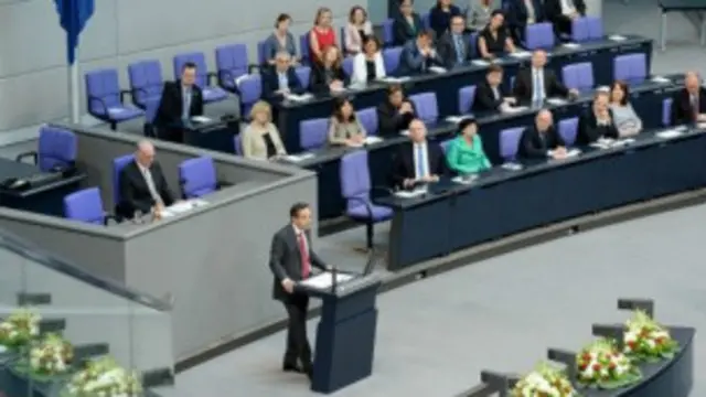 نوید کرمانی