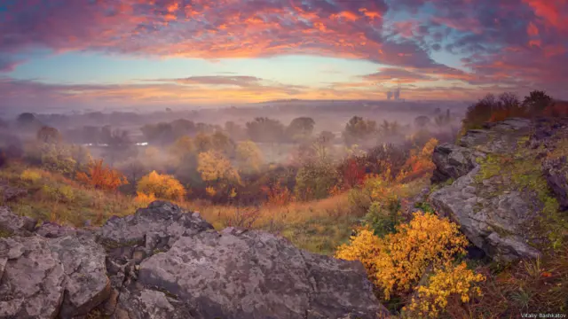 اتمه جایزه: دونیڅسک په زویا ملي پارک کې ښکلی سهار.