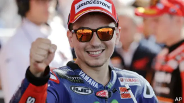 Lorenzo ha sufrido multiples fracturas durante su carrera.