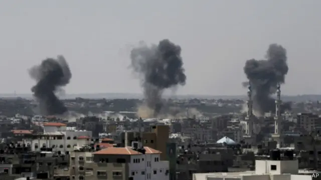 پر غزې د اسرائیلو په بریدونو کې ۲۱۳ فلسطینیان وژل شوي.